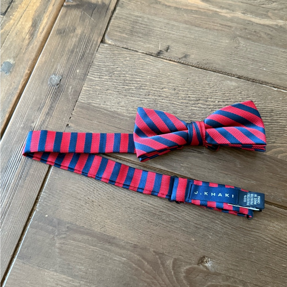 J. Khaki Navy and Red Striped Bow Tie